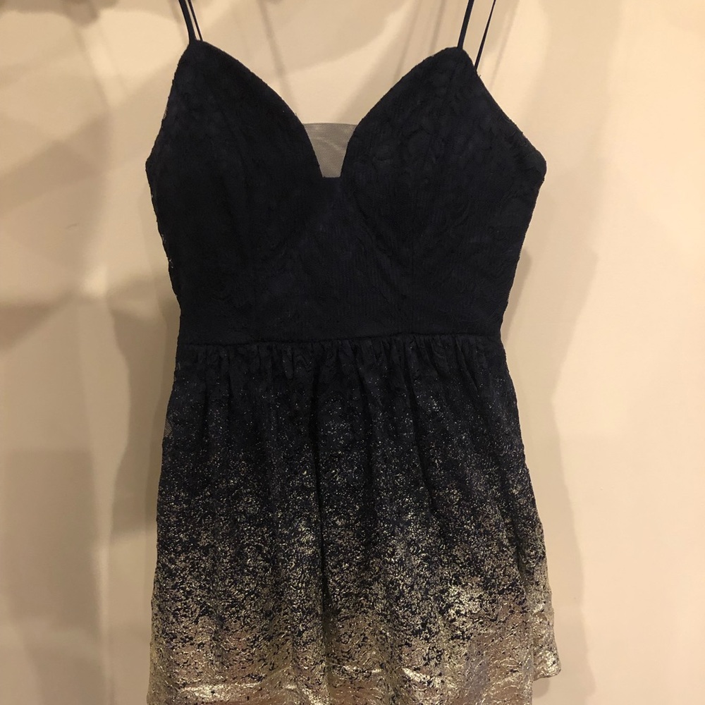 B. Darlin girls dress size 5/6